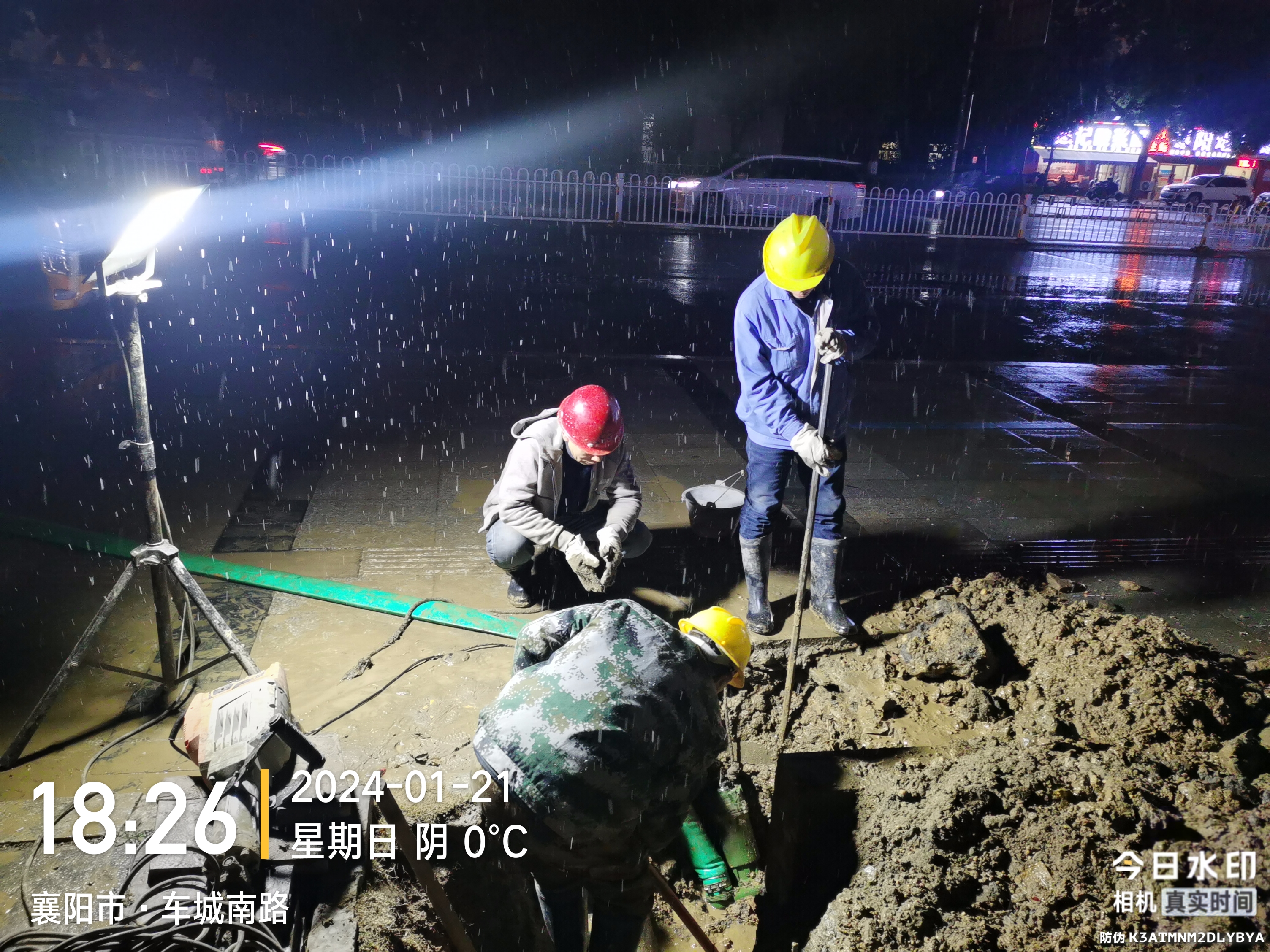 保障供水，樊城管網(wǎng)“凍”真格！